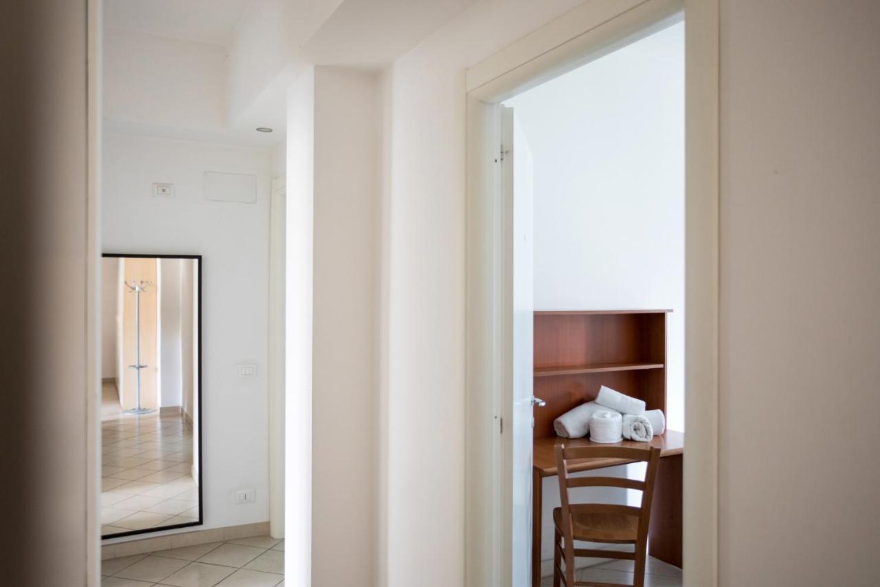 Residenza Conti Aparthotel Rom Exteriör bild