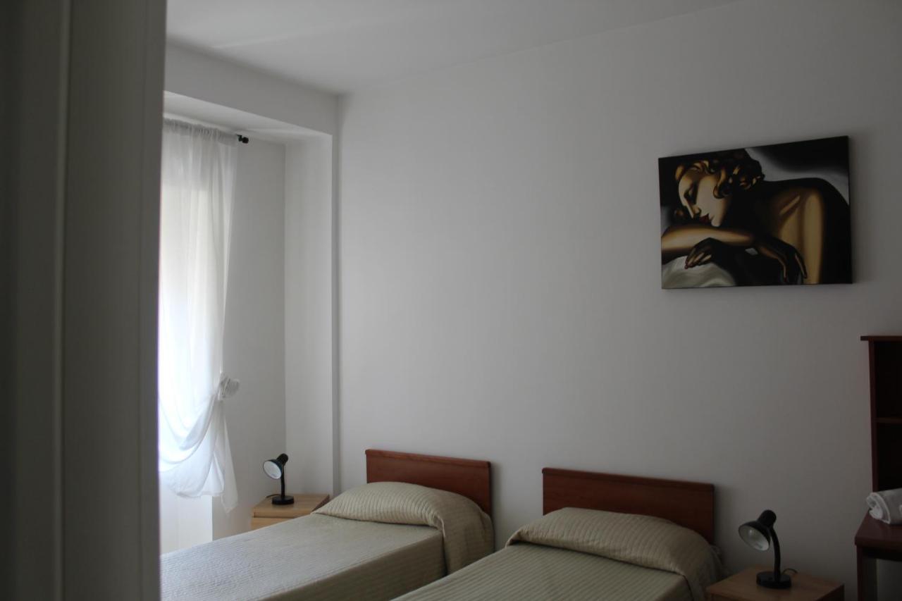Residenza Conti Aparthotel Rom Exteriör bild
